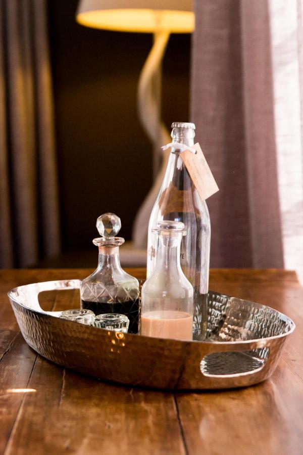 Olive Grove Guesthouse ウィントフーク エクステリア 写真