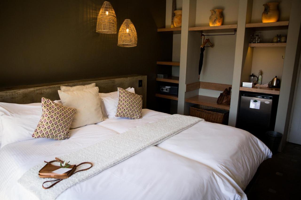 Olive Grove Guesthouse ウィントフーク エクステリア 写真