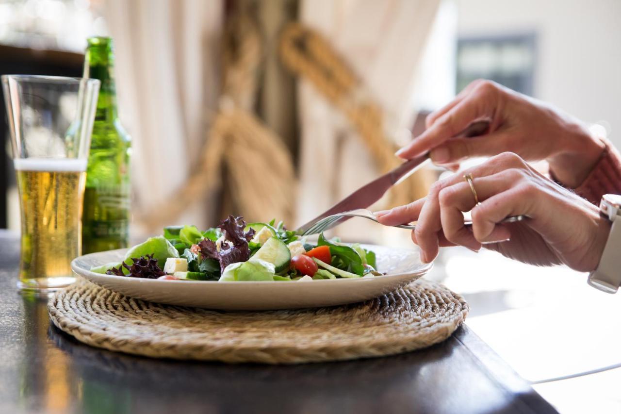 Olive Grove Guesthouse ウィントフーク エクステリア 写真