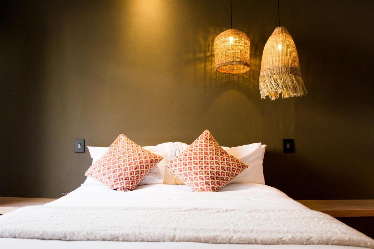 Olive Grove Guesthouse ウィントフーク エクステリア 写真