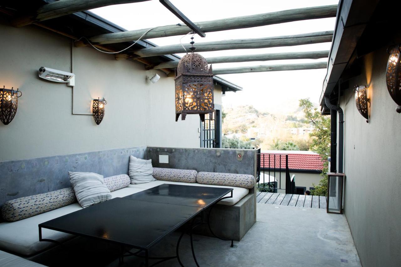 Olive Grove Guesthouse ウィントフーク エクステリア 写真
