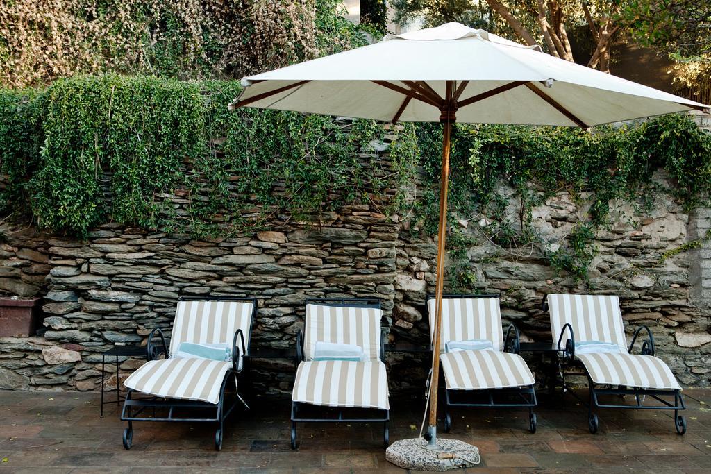 Olive Grove Guesthouse ウィントフーク エクステリア 写真